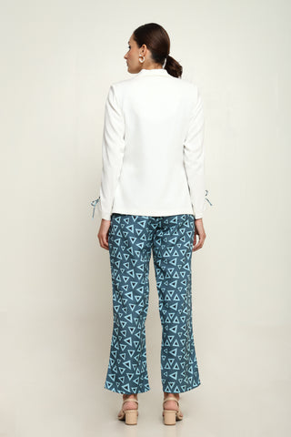 BLAZER WITH ABSTRACT PRINTED INNER AND PANTS