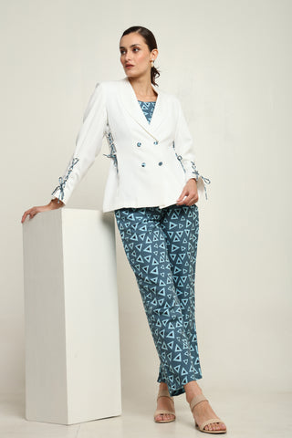 BLAZER WITH ABSTRACT PRINTED INNER AND PANTS